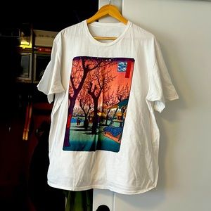 Men’s Large Asian inspired print tshirt